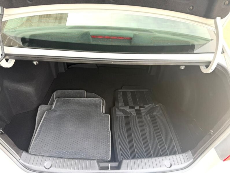 
								2012 Hyundai Sonata Limited Sedan full									