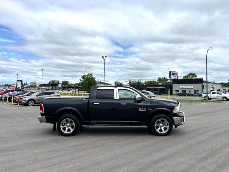 
								2015 Dodge Ram 1500 Laramie Crewcab 4×4 Pickup Truck full									