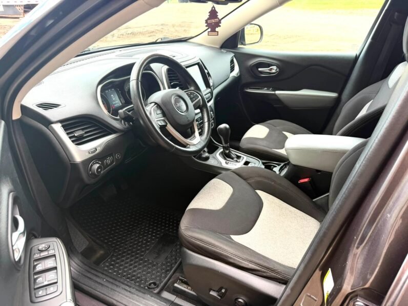 
								2014 Jeep Cherokee North-Edition 4×4 SUV full									