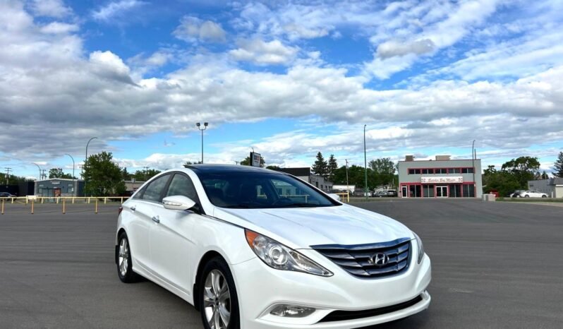 
								2012 Hyundai Sonata Limited Sedan full									