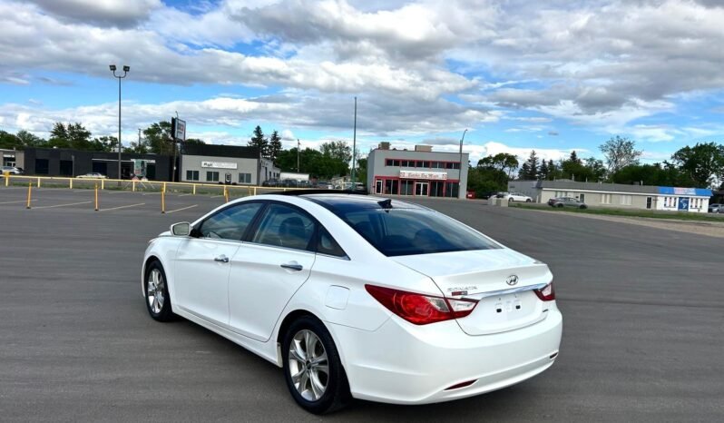 
								2012 Hyundai Sonata Limited Sedan full									