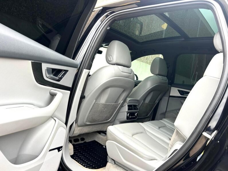 
								2018 Audi Q7 Progressive S-Line AWD SUV full									