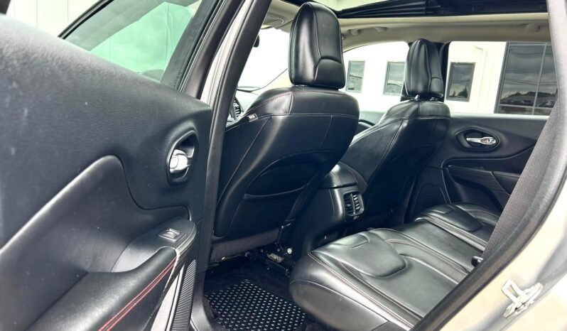 
								2015 Jeep Cherokee TrailHawk 4×4 SUV full									