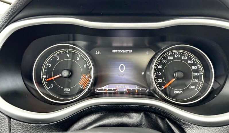 
								2015 Jeep Cherokee TrailHawk 4×4 SUV full									