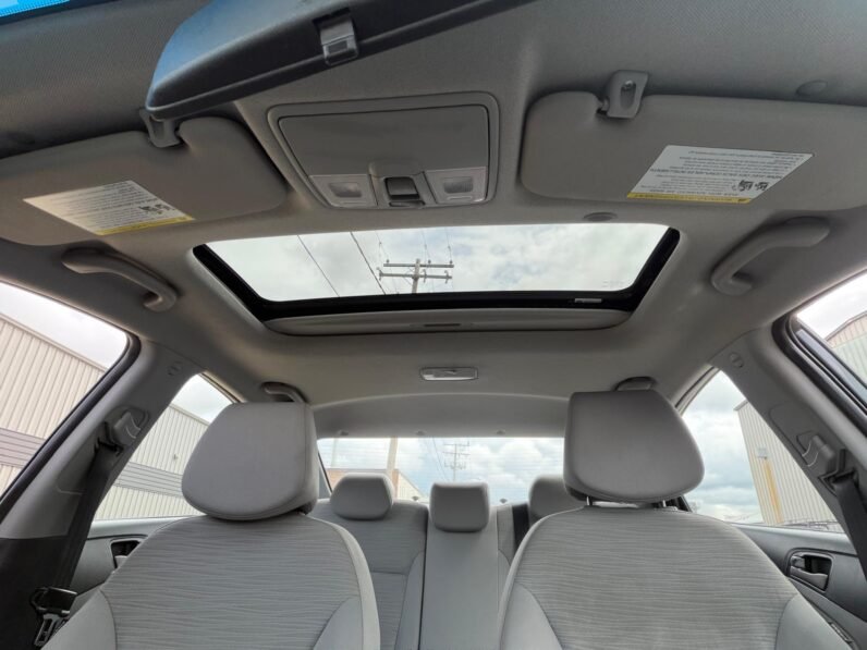 
								2016 Hyundai Accent SE Sedan full									