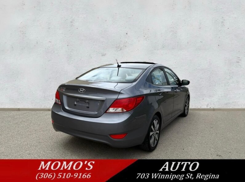 
								2016 Hyundai Accent SE Sedan full									