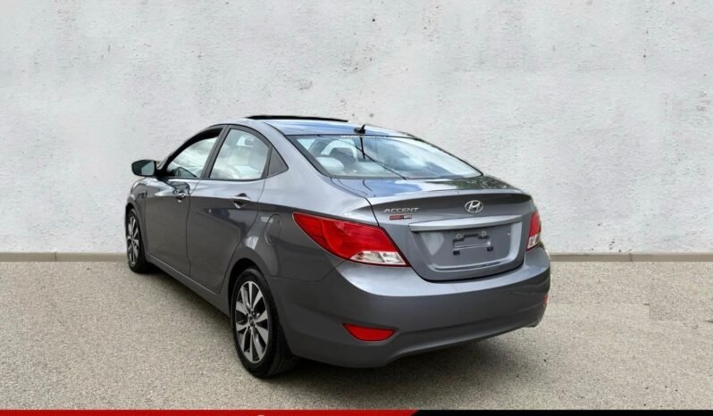 
								2016 Hyundai Accent SE Sedan full									