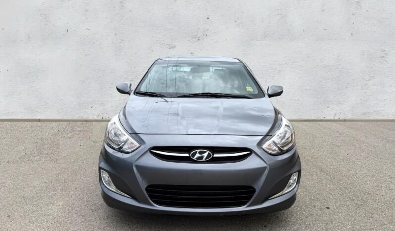 
								2016 Hyundai Accent SE Sedan full									