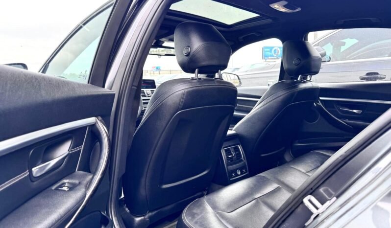 
								2017 BMW 330XI AWD Sedan full									