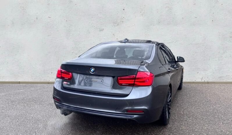 
								2017 BMW 330XI AWD Sedan full									
