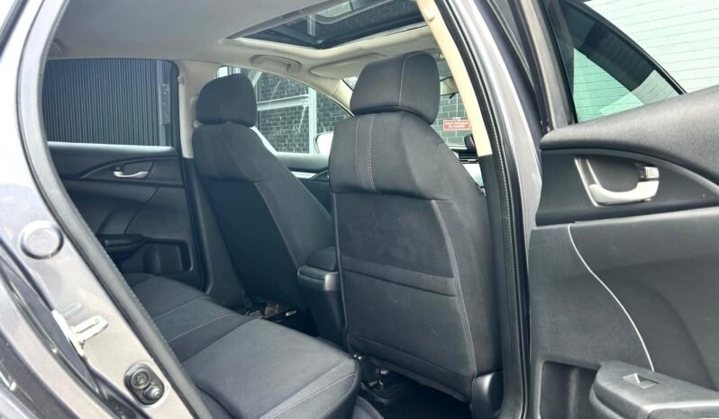 
								2016 Honda Civic EX Turbo Sedan full									