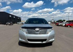 2010 Toyota Venza Limited AWD SUV.