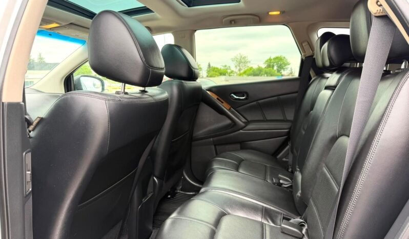
								2011 Nissan Murano LE AWD SUV full									