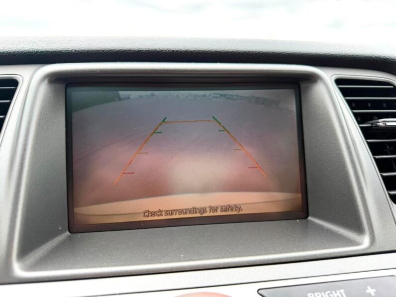 
								2011 Nissan Murano LE AWD SUV full									