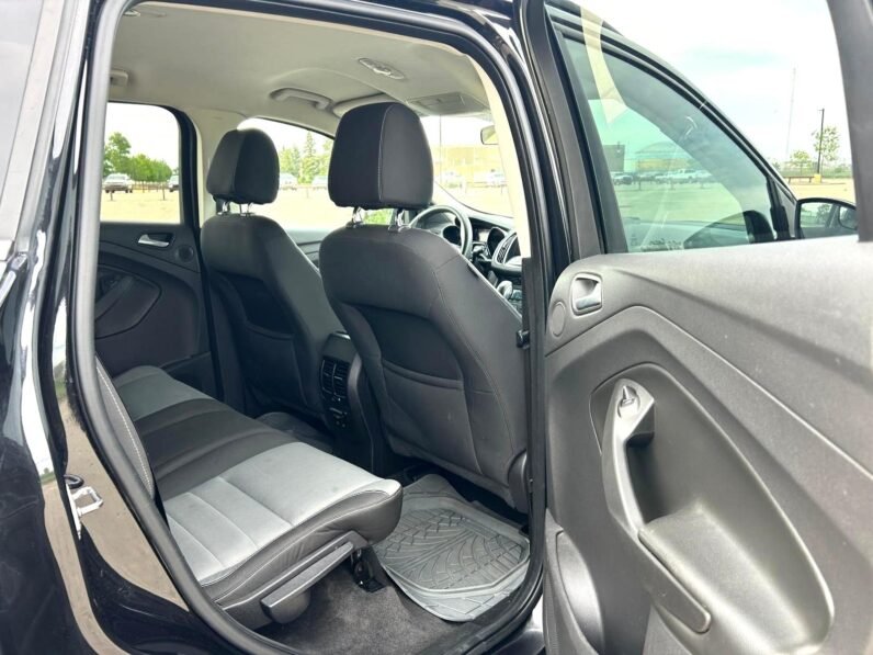 
								2013 Ford Escape SE AWD SUV full									