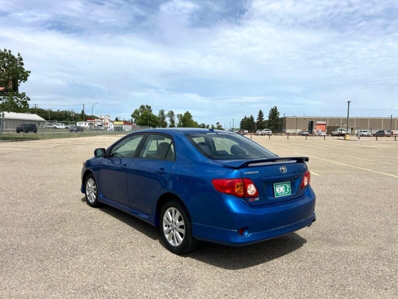 
								2009 Toyota Corolla S Sedan full									