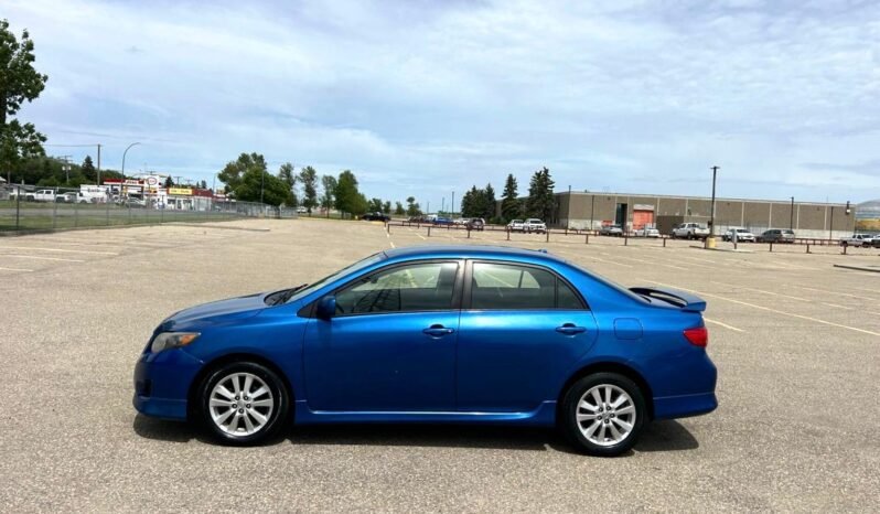 
								2009 Toyota Corolla S Sedan full									