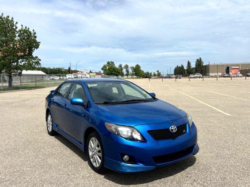 
								2009 Toyota Corolla S Sedan full									