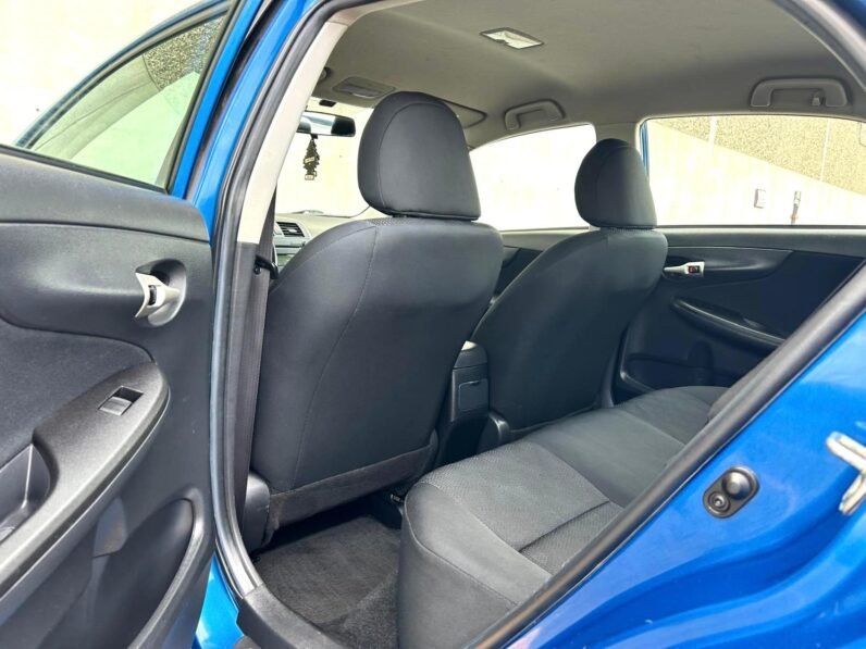 
								2009 Toyota Corolla S Sedan full									