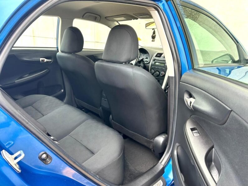 
								2009 Toyota Corolla S Sedan full									