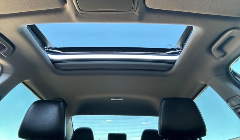 
								2015 Honda Accord Touring Sedan full									