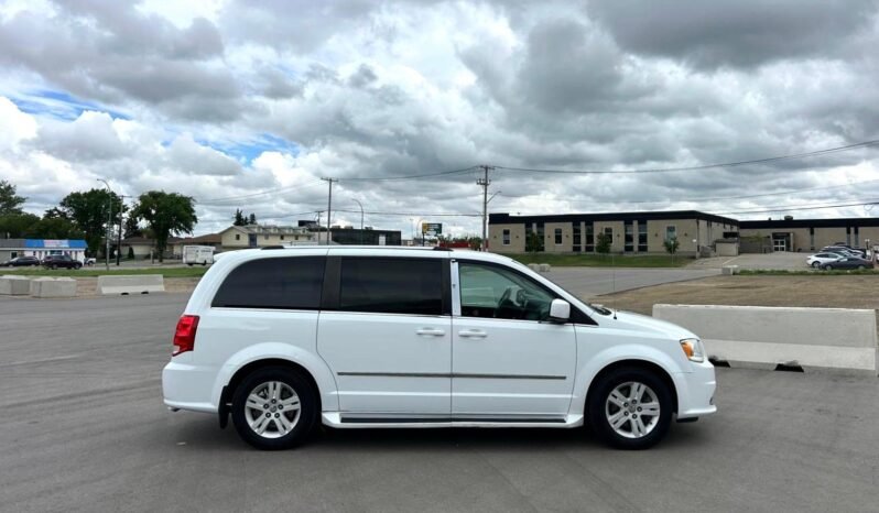 
								2014 Dodge Grand Caravan CREW Minivan full									