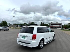 2014 Dodge Grand Caravan CREW Minivan