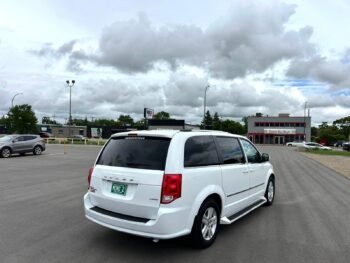 2014 Dodge Grand Caravan CREW Minivan