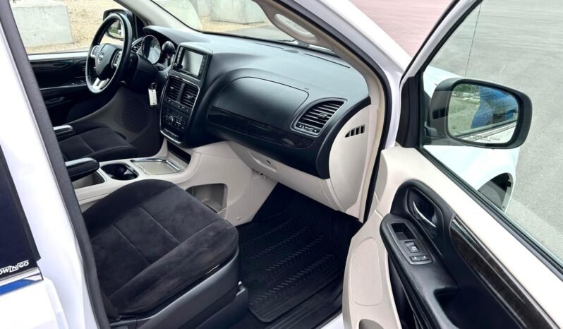 
								2014 Dodge Grand Caravan CREW Minivan full									