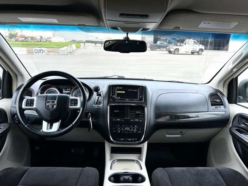 
								2014 Dodge Grand Caravan CREW Minivan full									