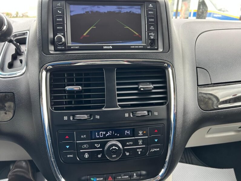 
								2014 Dodge Grand Caravan CREW Minivan full									