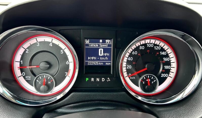 
								2014 Dodge Grand Caravan CREW Minivan full									