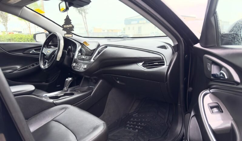 
								2018 Chevrolet Malibu Premier Sedan full									