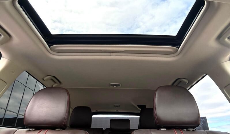 
								2018 Mitsubishi Outlander Limited PHEV AWD SUV full									