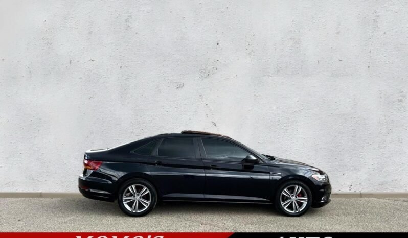 
								2019 Volkswagen Jetta R-Line Sedan full									