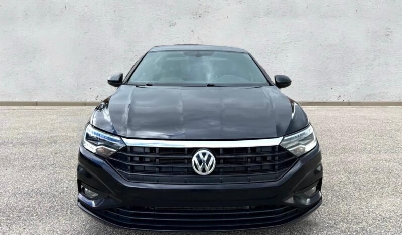 
								2019 Volkswagen Jetta R-Line Sedan full									