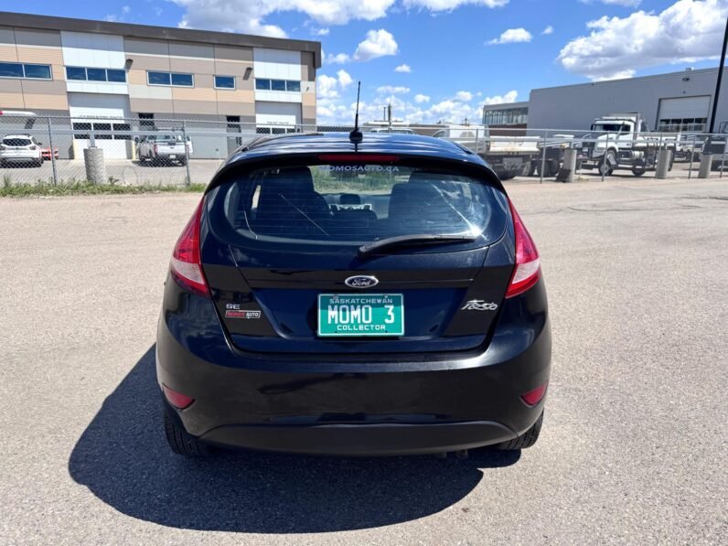 
								2011 Ford Fiesta Hatchback full									