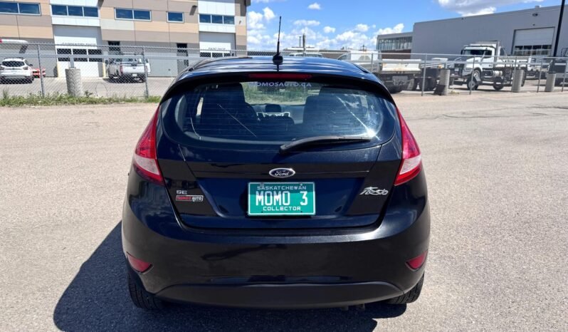 
								2011 Ford Fiesta Hatchback full									