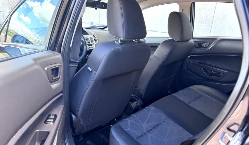 
								2011 Ford Fiesta Hatchback full									