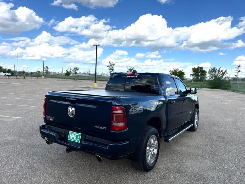 
								2020 Dodge Ram 1500 BigHorn Crewcab 4×4 Pickup Truck full									