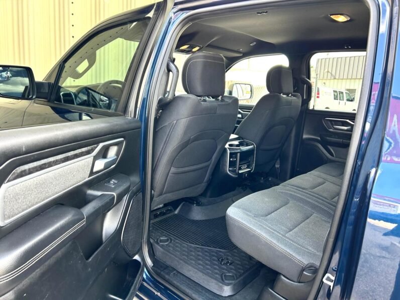 
								2020 Dodge Ram 1500 BigHorn Crewcab 4×4 Pickup Truck full									