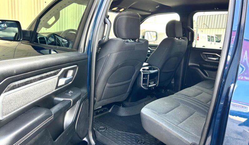
								2020 Dodge Ram 1500 BigHorn Crewcab 4×4 Pickup Truck full									