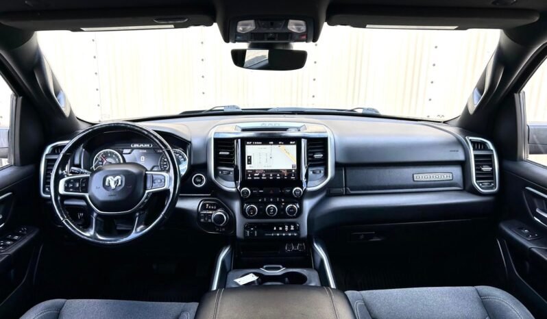 
								2020 Dodge Ram 1500 BigHorn Crewcab 4×4 Pickup Truck full									