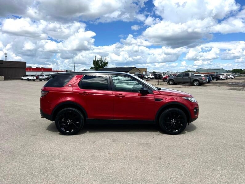 
								2017 Land Rover Discovery AWD SUV full									