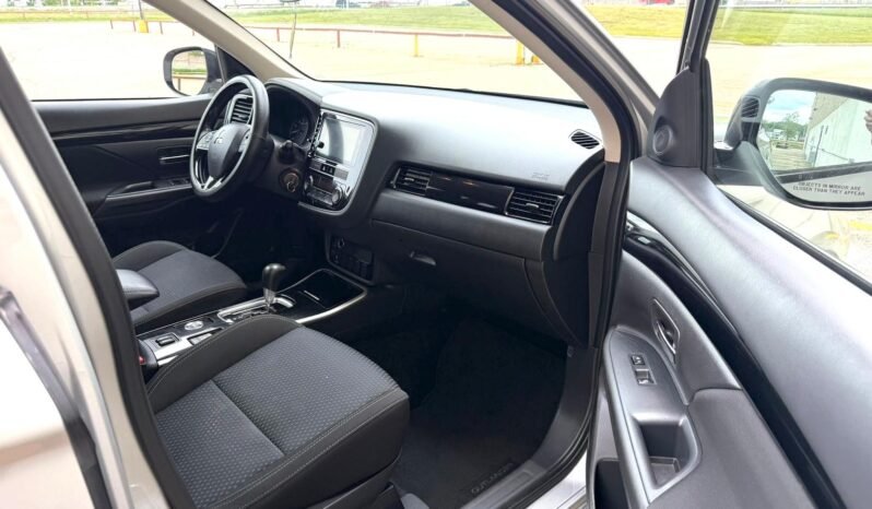 
								2019 Mitsubishi Outlander Sport AWD SUV full									