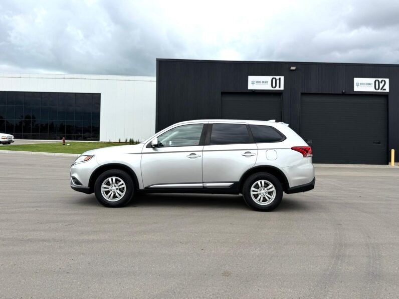 
								2019 Mitsubishi Outlander Sport AWD SUV full									