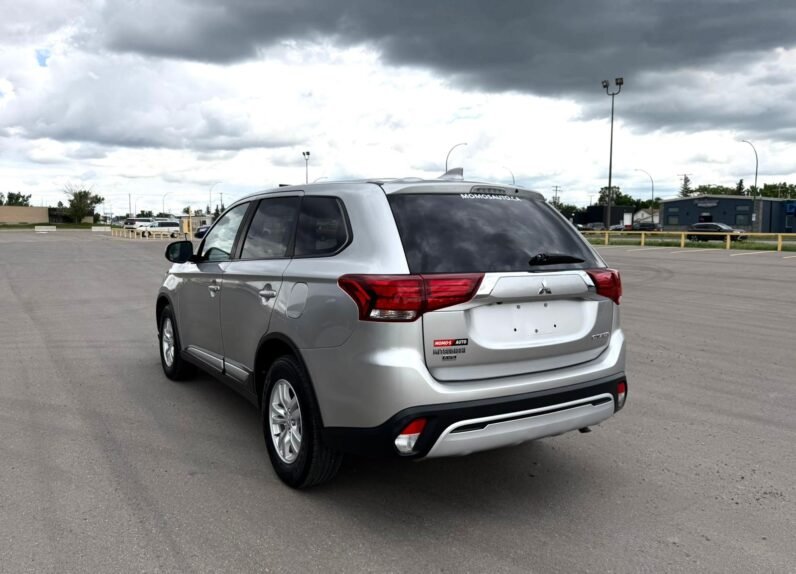 
								2019 Mitsubishi Outlander Sport AWD SUV full									
