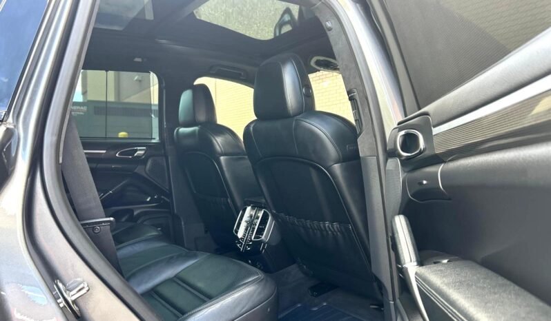 
								2013 Porsche Cayenne GTS AWD SUV full									