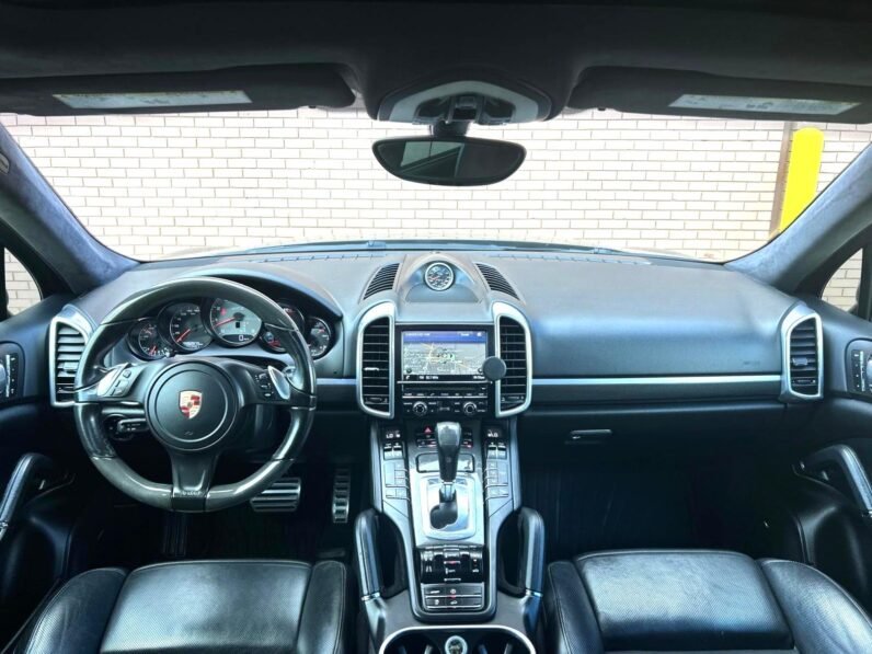 
								2013 Porsche Cayenne GTS AWD SUV full									