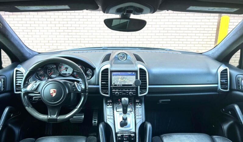 
								2013 Porsche Cayenne GTS AWD SUV full									
